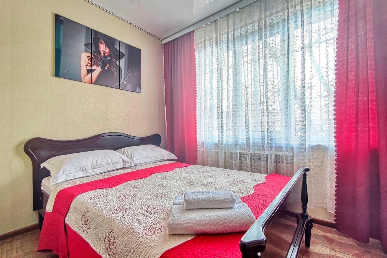 Апартаменты В Микрорайоне Орбита-2, 4 Almaty Bagian luar foto