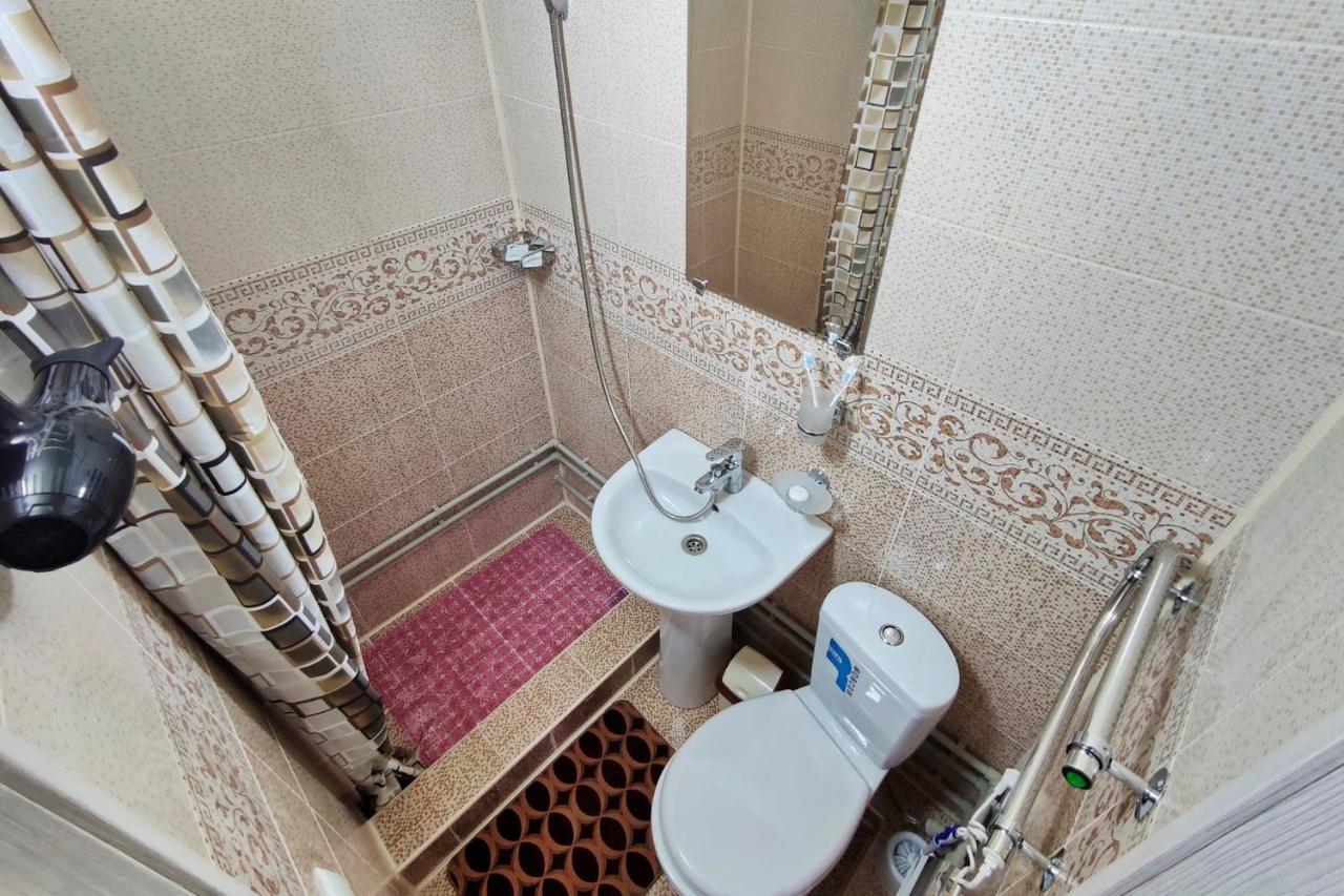 Апартаменты В Микрорайоне Орбита-2, 4 Almaty Bagian luar foto