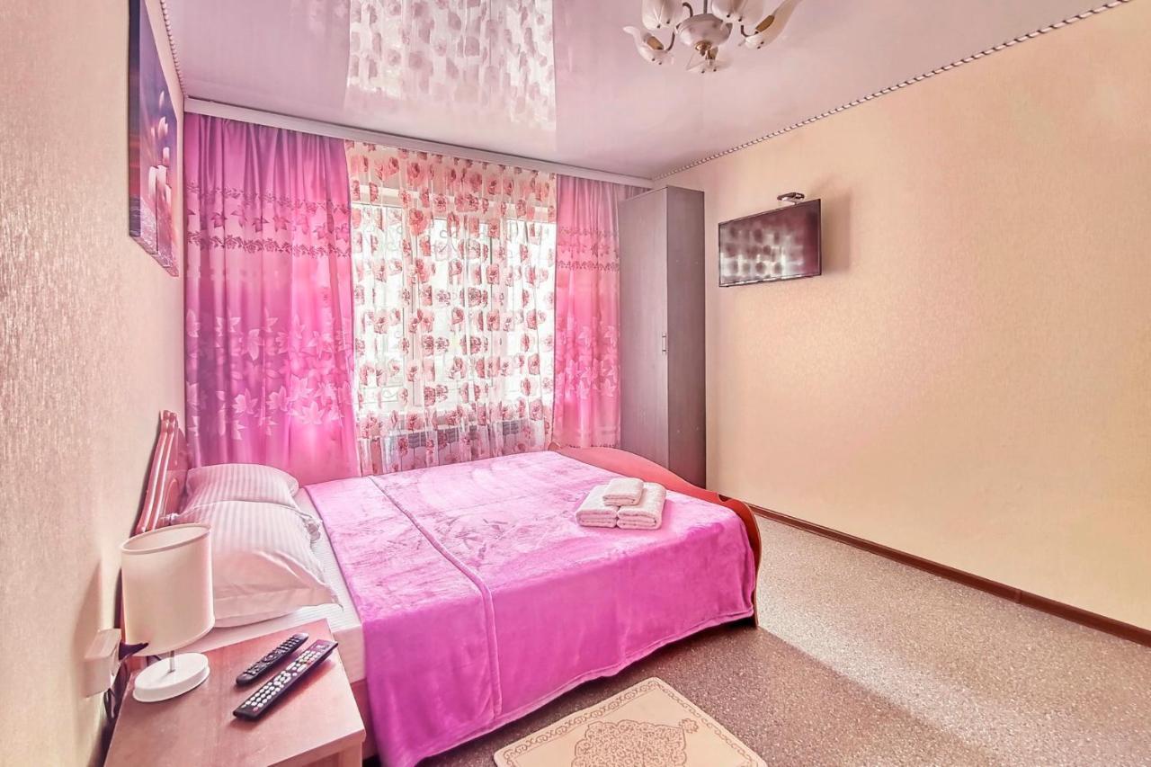 Апартаменты В Микрорайоне Орбита-2, 4 Almaty Bagian luar foto
