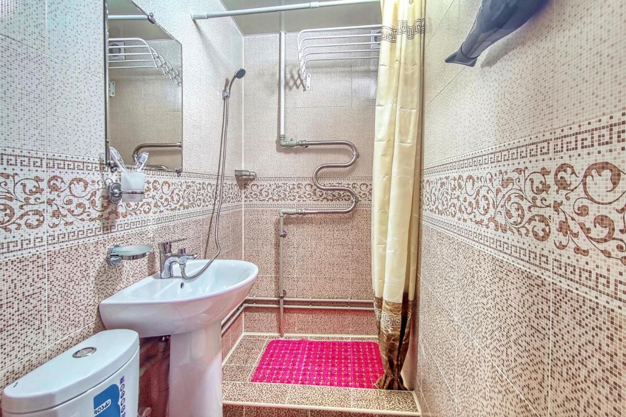 Апартаменты В Микрорайоне Орбита-2, 4 Almaty Bagian luar foto